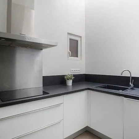 Apartment Saint-thomas - Joli T2 Dans Strasbourg